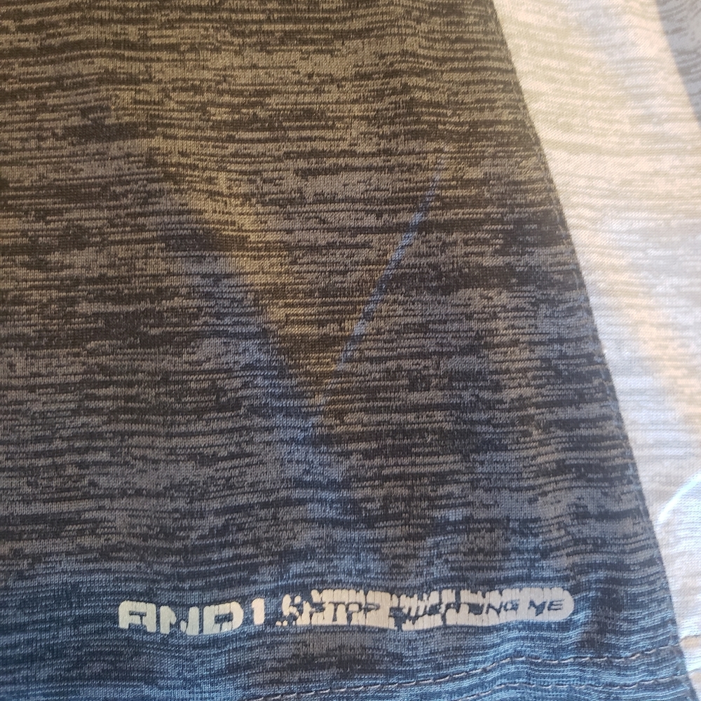 Shirt - Picture 3 of 7
